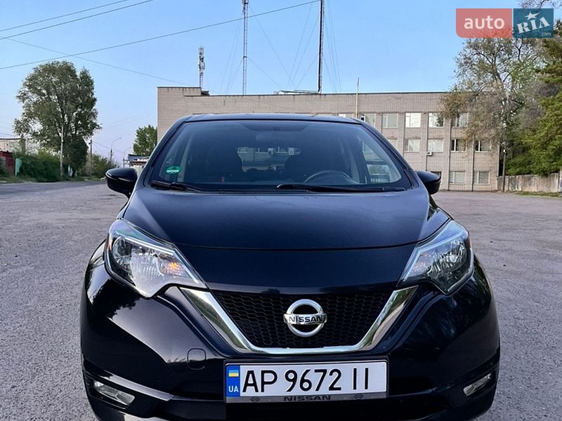 Хэтчбек Nissan Versa Note 2017 в Запорожье