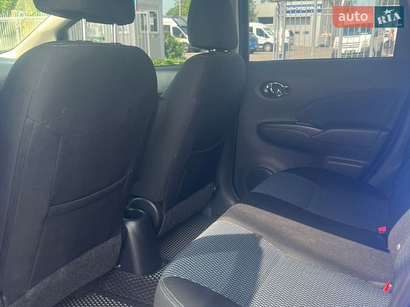 Хетчбек Nissan Versa Note 2014 в Полтаві