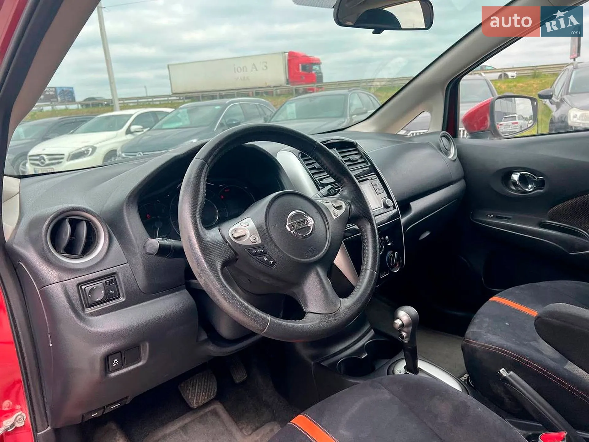 2015 Nissan Versa - мініатюра 18