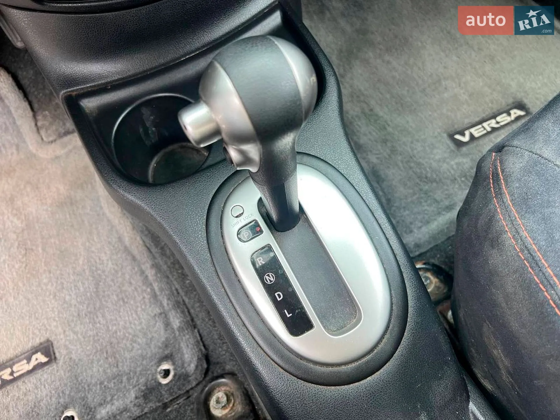 2015 Nissan Versa - мініатюра 31