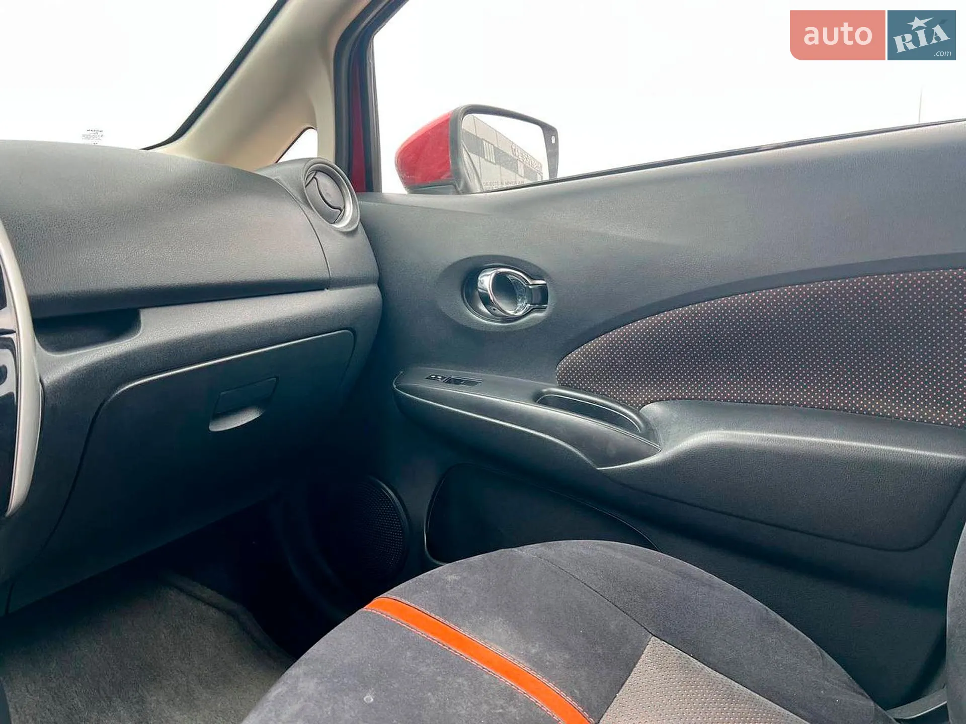 2015 Nissan Versa - мініатюра 32