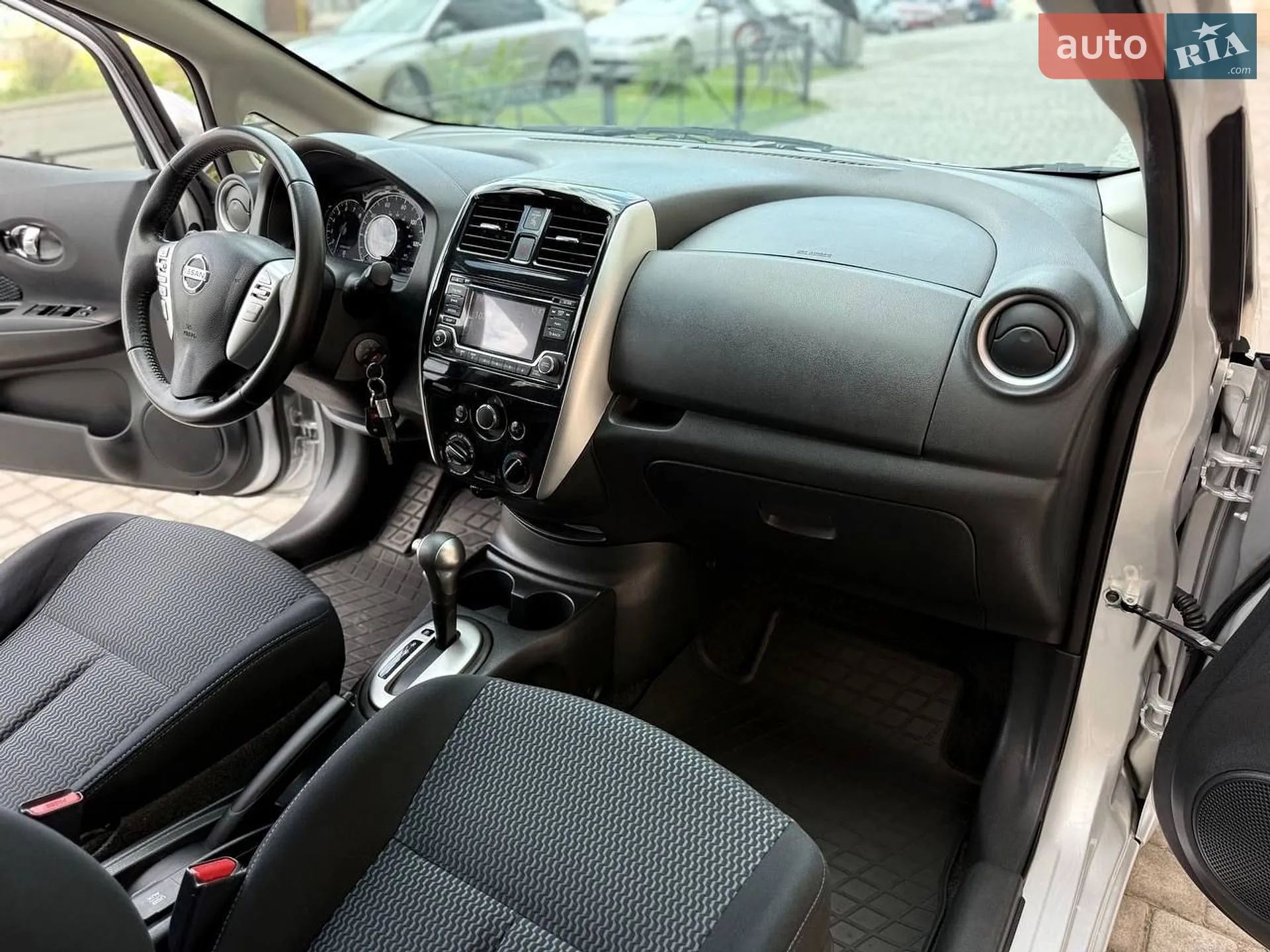 2016 Nissan Versa - мініатюра 32