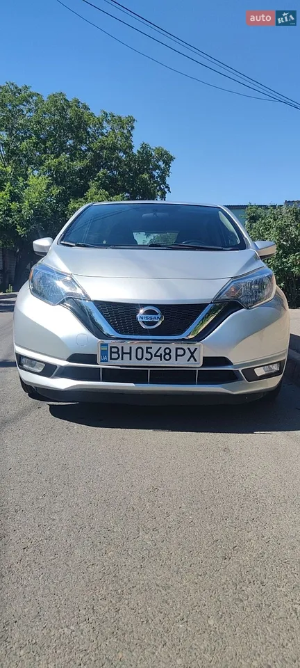 2017 Nissan Versa - мініатюра 16