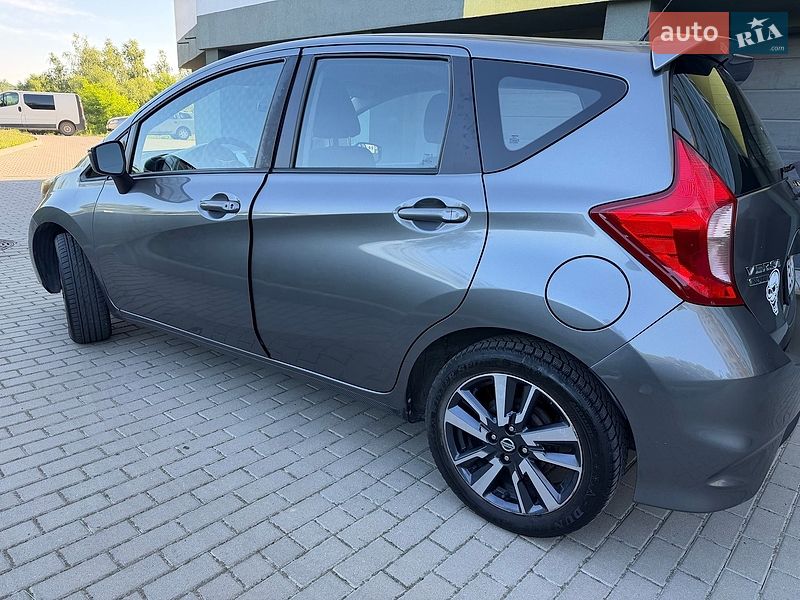 Хэтчбек Nissan Versa Note 2017 в Львове