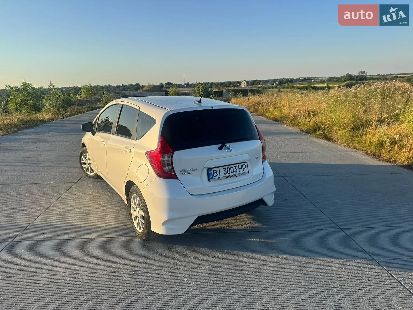 2017 Nissan Versa - мініатюра 16