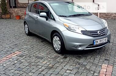 Седан Nissan Versa 2014 в Ровно