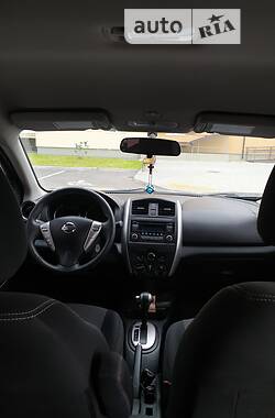 Седан Nissan Versa 2014 в Виннице