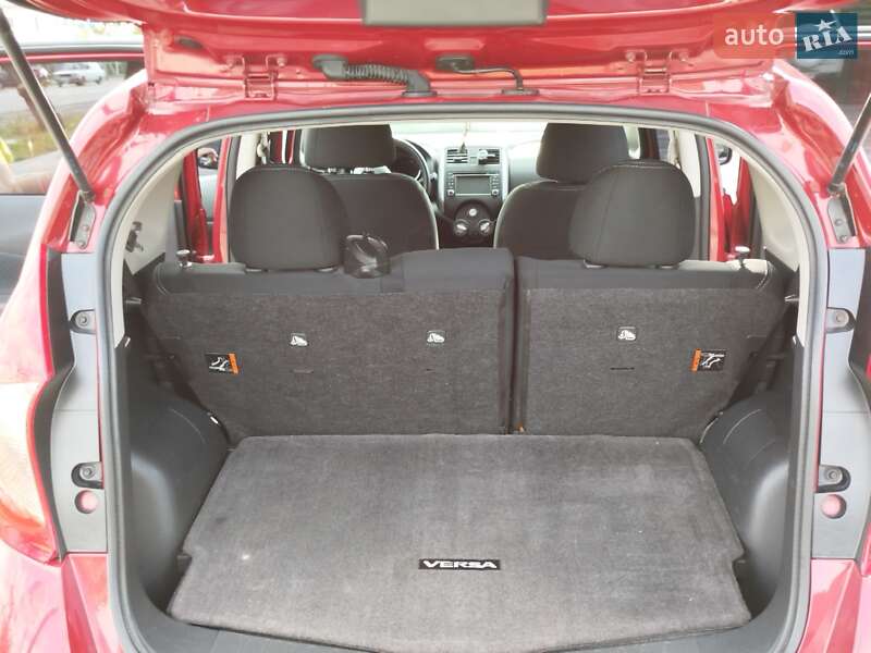 Седан Nissan Versa 2014 в Харькове