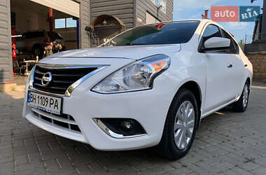 Седан Nissan Versa 2016 в Одессе