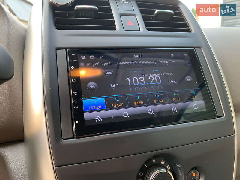 Седан Nissan Versa 2016 в Одесі