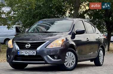 Седан Nissan Versa 2014 в Одессе