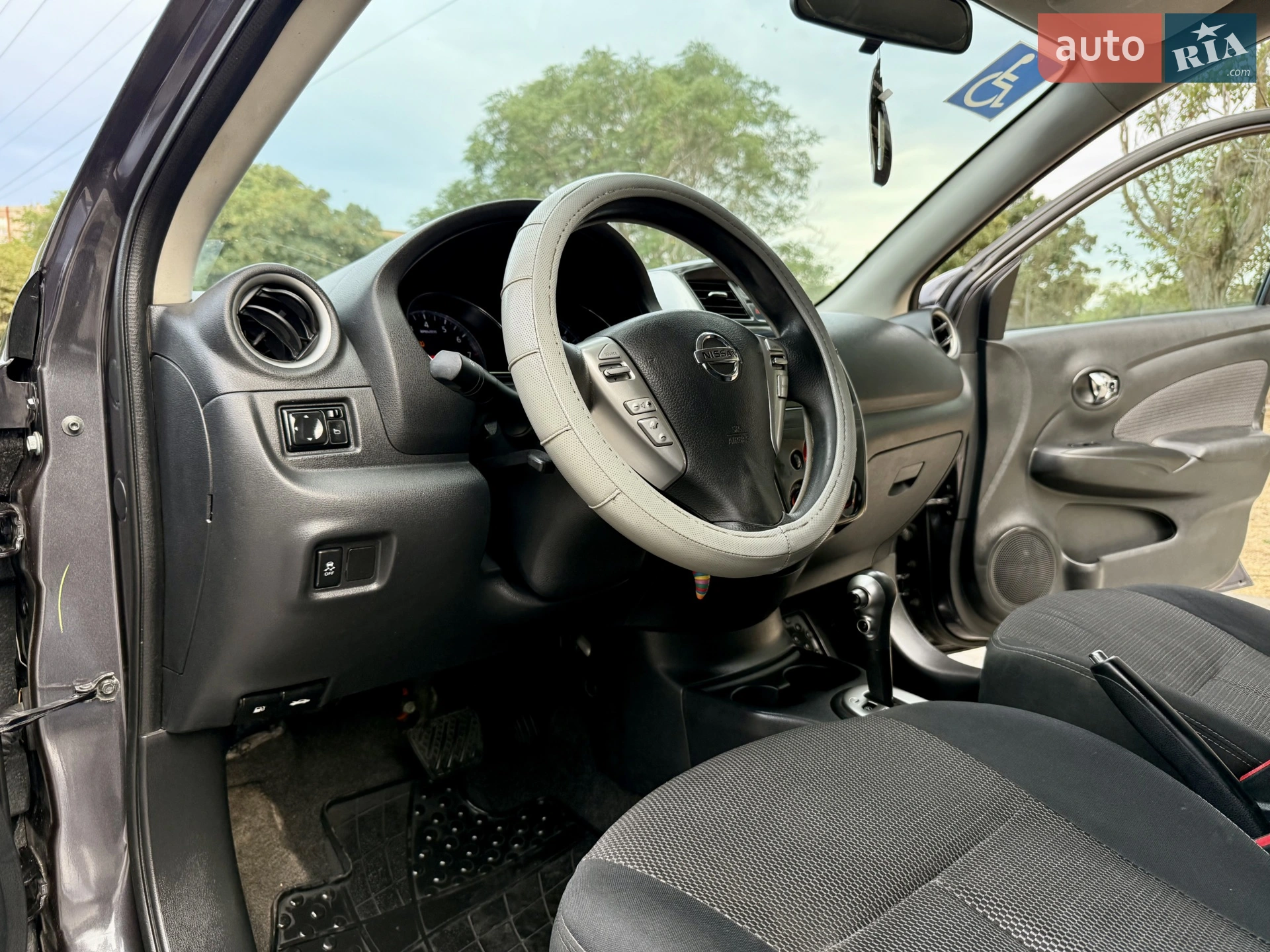 2014 Nissan Versa - мініатюра 35