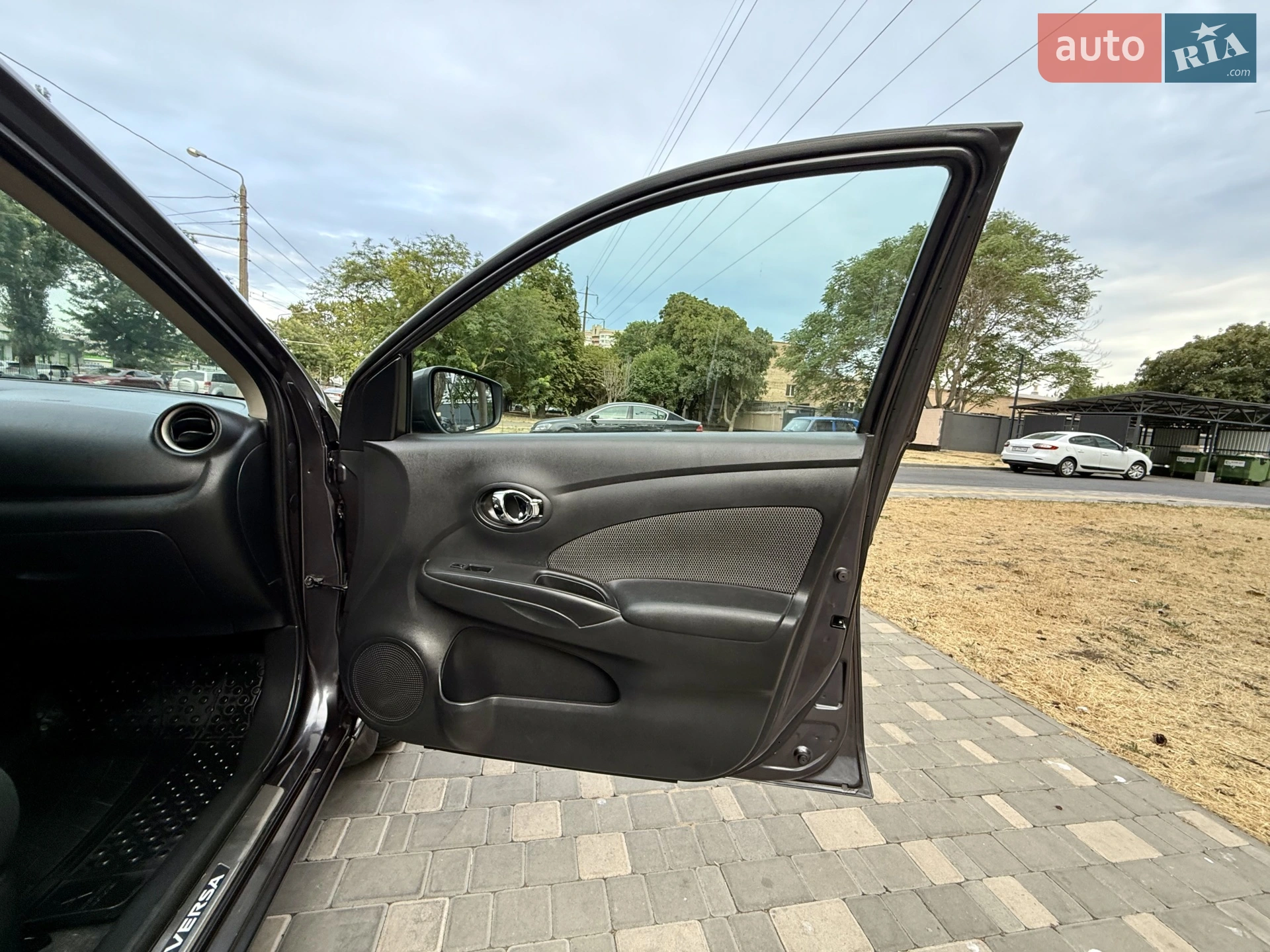 2014 Nissan Versa - мініатюра 38