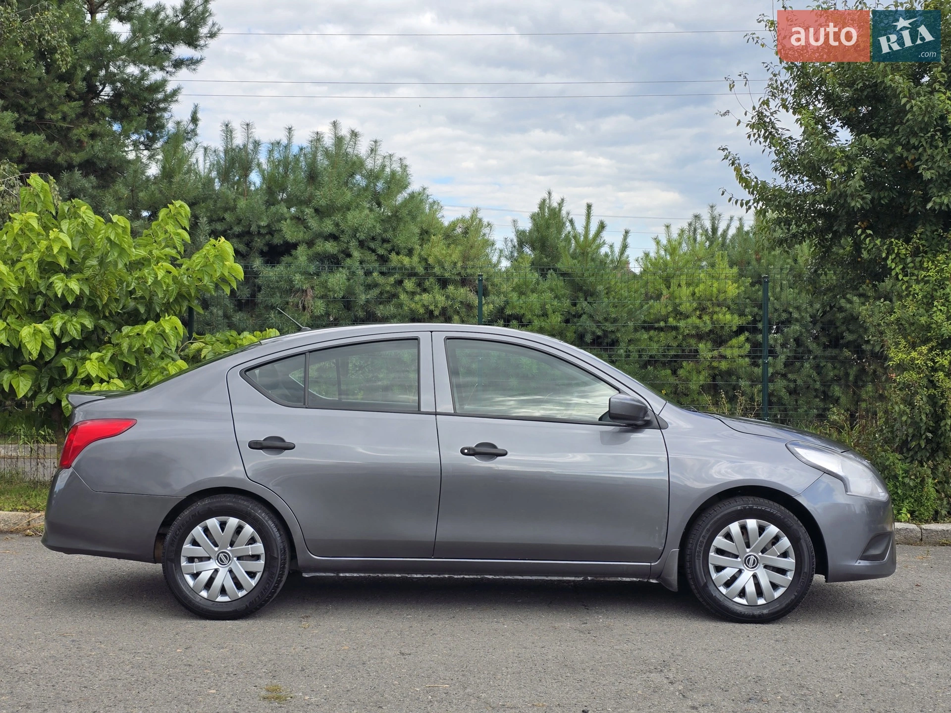 2019 Nissan Versa - мініатюра 10