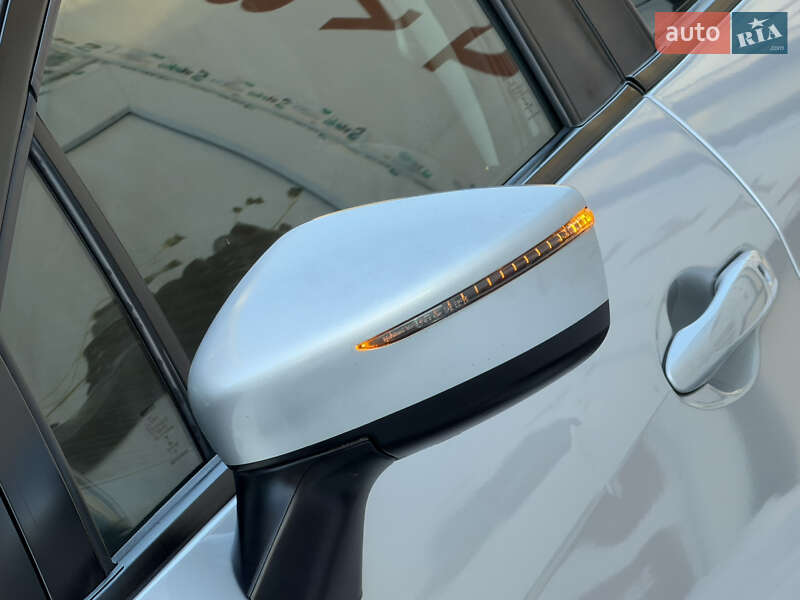 Седан Nissan Versa 2020 в Дрогобыче фото 23 Седан Nissan Versa 2020 в Дрогобыче