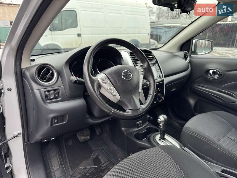 Седан Nissan Versa 2018 в Одесі