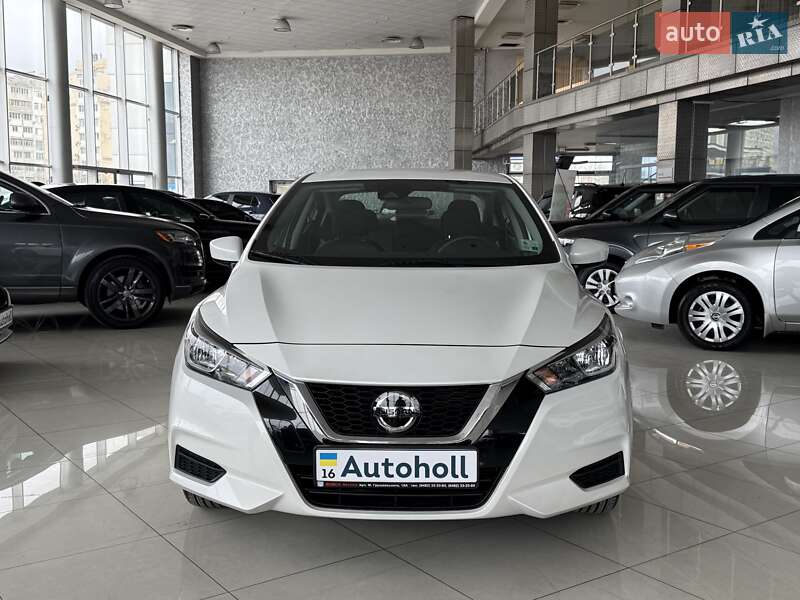 Седан Nissan Versa 2022 в Одессе