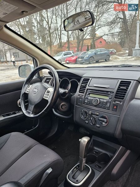 Седан Nissan Versa 2007 в Києві