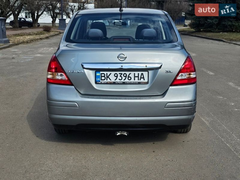 Седан Nissan Versa 2007 в Киеве фото 8 Седан Nissan Versa 2007 в Киеве