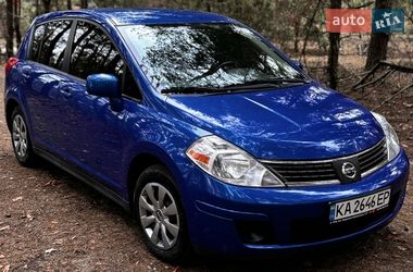 Седан Nissan Versa 2012 в Василькове