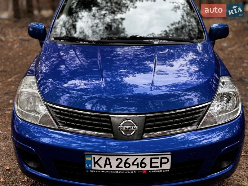 Седан Nissan Versa 2012 в Василькове