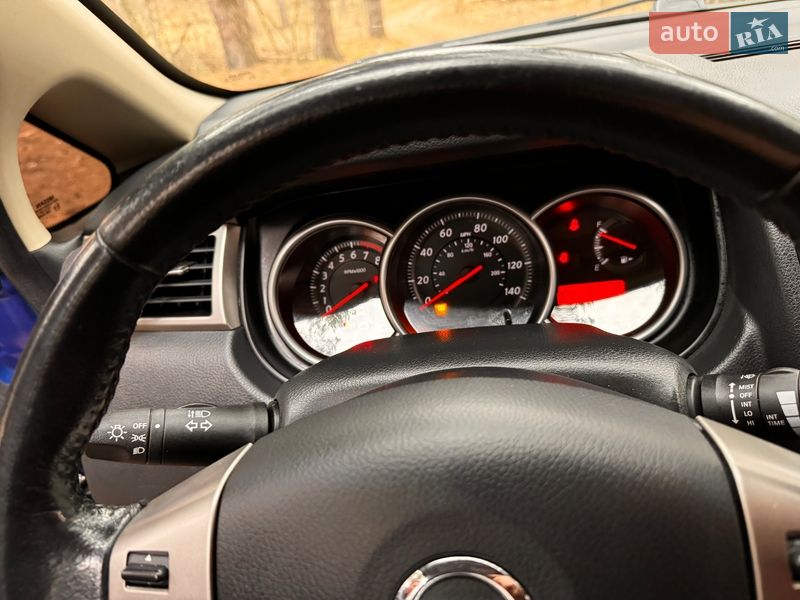 Седан Nissan Versa 2012 в Василькове