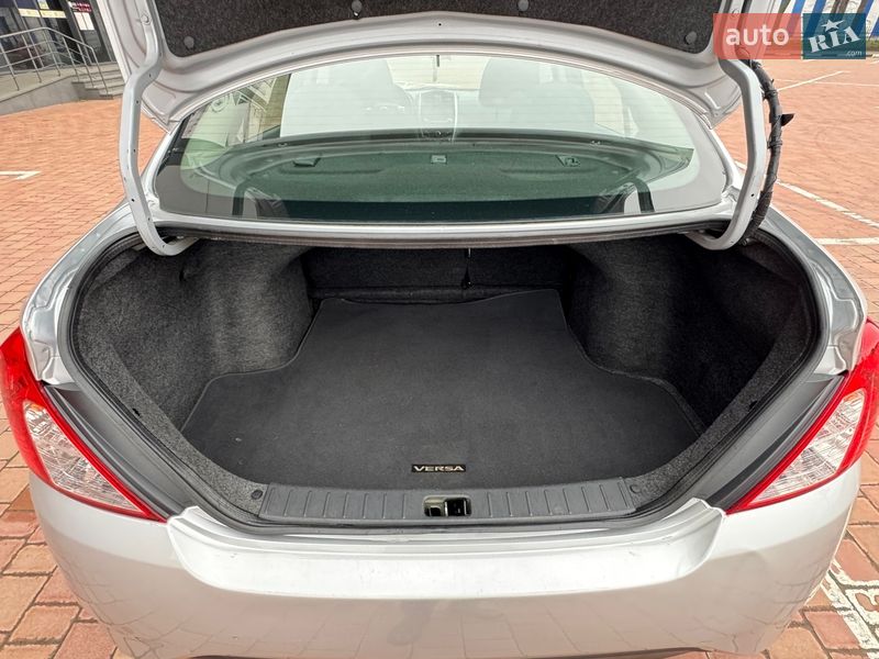 Седан Nissan Versa 2018 в Одесі фото 30 Седан Nissan Versa 2018 в Одесі