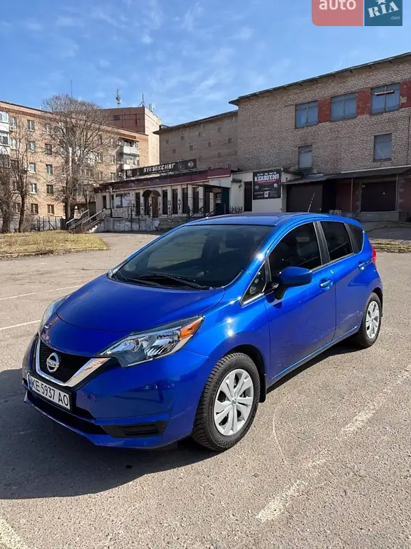 Nissan Versa