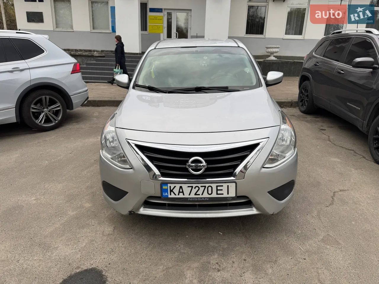2017 Nissan Versa - мініатюра 15