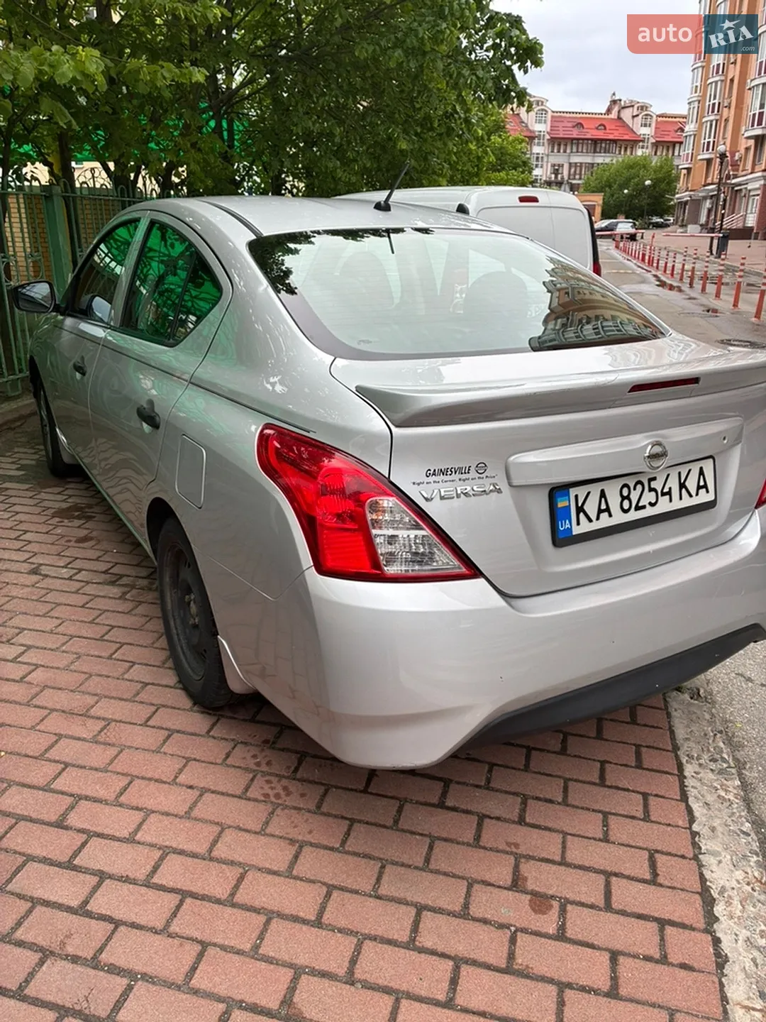 2017 Nissan Versa - мініатюра 4