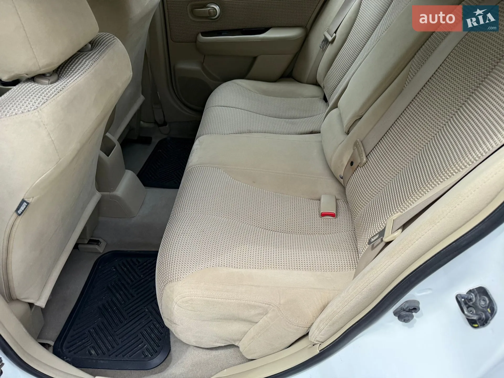 2010 Nissan Versa - мініатюра 40