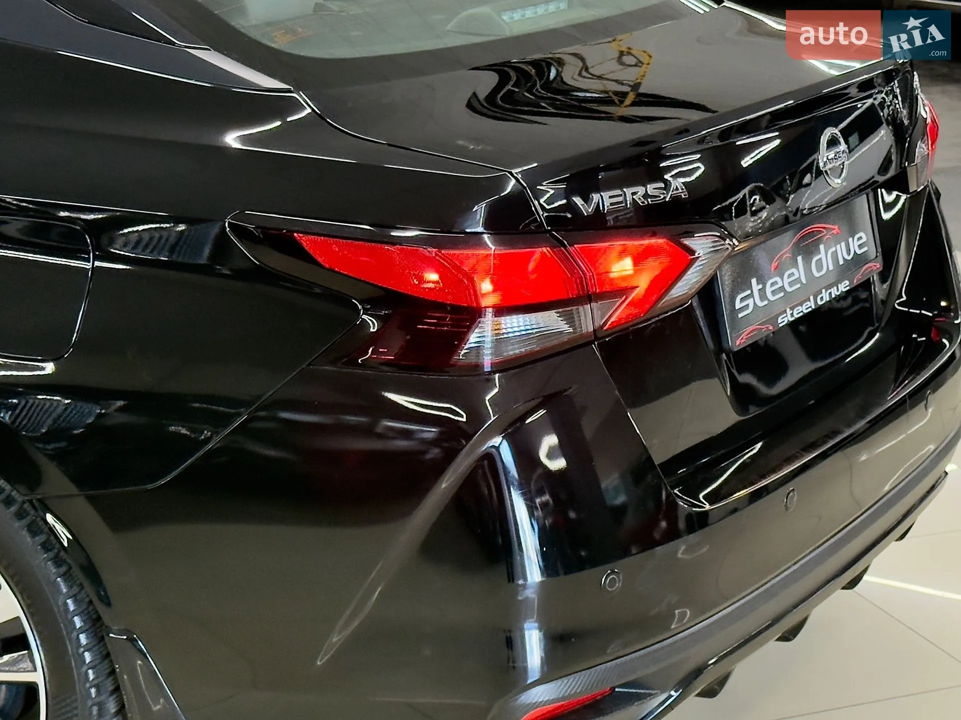 2021 Nissan Versa - мініатюра 14