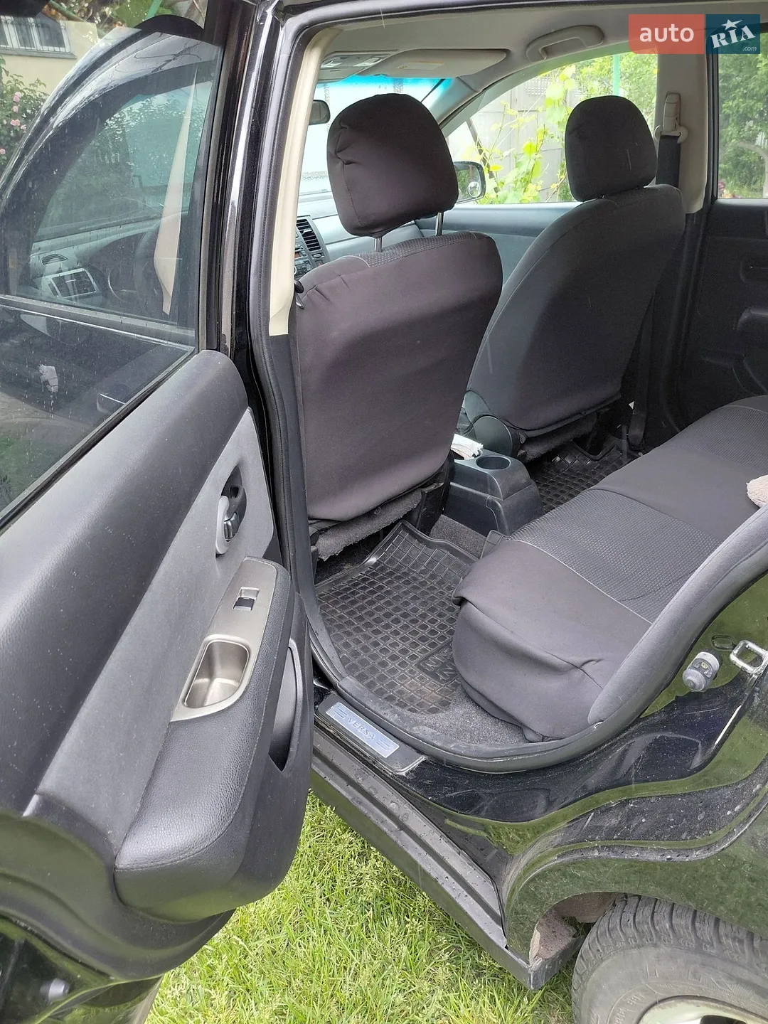 2012 Nissan Versa - мініатюра 8