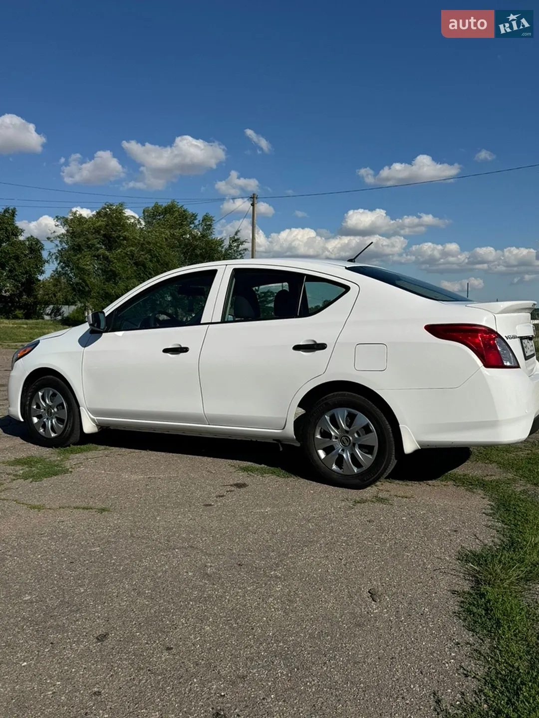 2017 Nissan Versa - мініатюра 7
