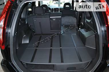 Внедорожник / Кроссовер Nissan X-Trail 2014 в 