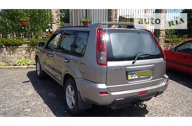 Внедорожник / Кроссовер Nissan X-Trail 2001 в Черновцах