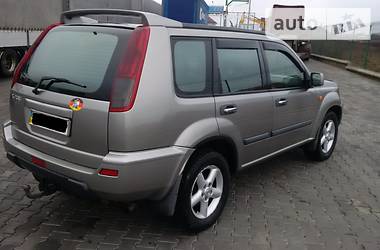 Внедорожник / Кроссовер Nissan X-Trail 2001 в Черновцах