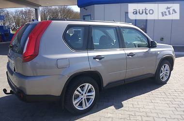 Внедорожник / Кроссовер Nissan X-Trail 2011 в Дубно