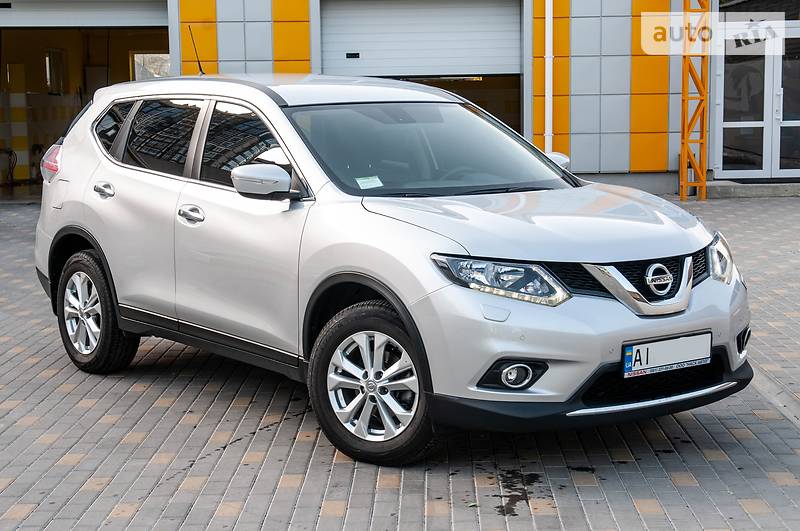 Nissan X-Trail 2016 року