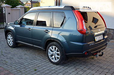 Внедорожник / Кроссовер Nissan X-Trail 2011 в Надворной