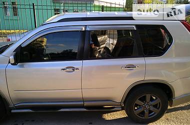 Позашляховик / Кросовер Nissan X-Trail 2007 в 