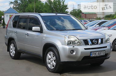 Позашляховик / Кросовер Nissan X-Trail 2007 в Києві