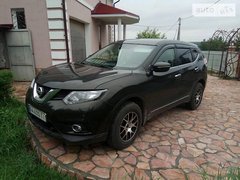 Внедорожник / Кроссовер Nissan X-Trail 2015 в Макарове