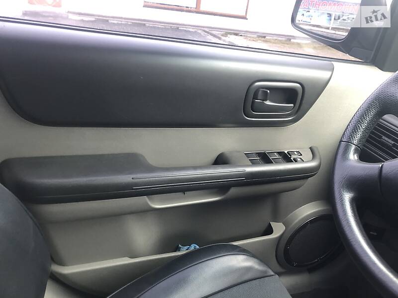 Позашляховик / Кросовер Nissan X-Trail 2003 в Луцьку