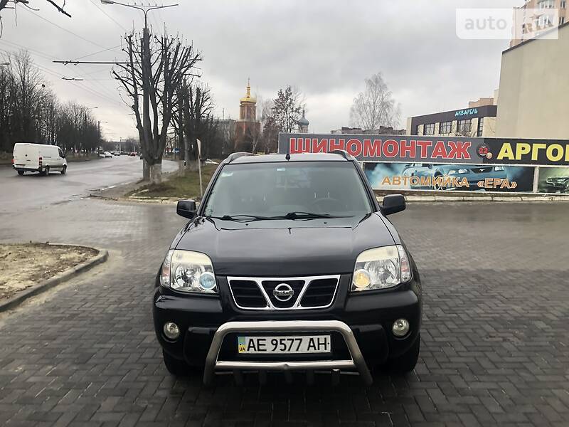 Позашляховик / Кросовер Nissan X-Trail 2003 в Луцьку
