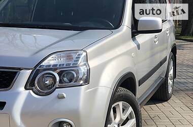 Позашляховик / Кросовер Nissan X-Trail 2012 в 