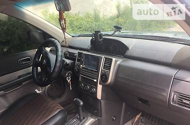 Внедорожник / Кроссовер Nissan X-Trail 2005 в Стрые