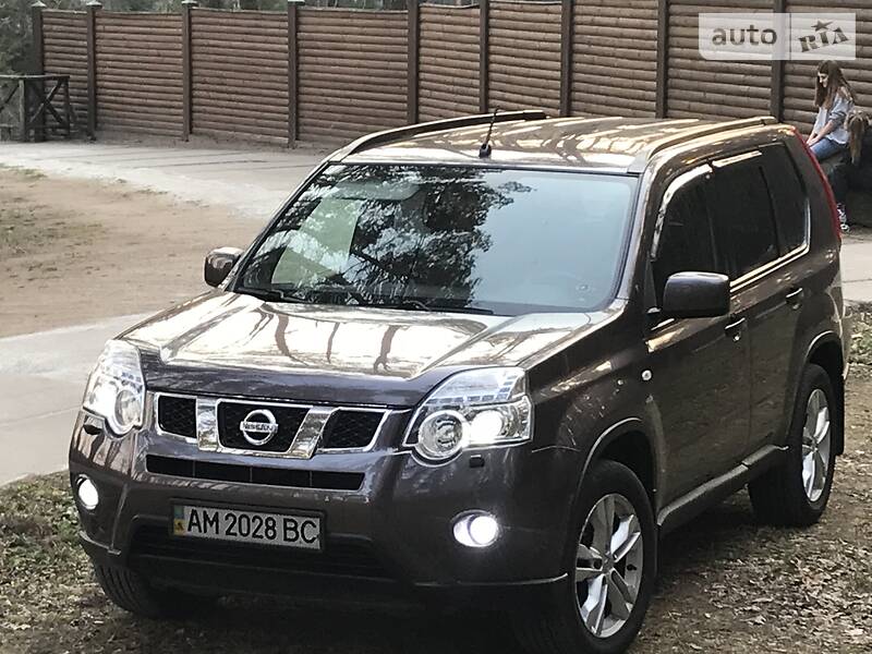 Позашляховик / Кросовер Nissan X-Trail 2010 в Києві