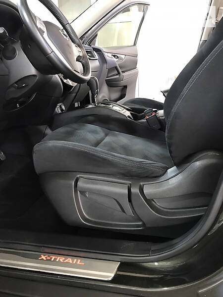 Позашляховик / Кросовер Nissan X-Trail 2014 в Городищеві