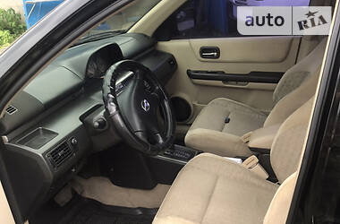 Позашляховик / Кросовер Nissan X-Trail 2002 в 